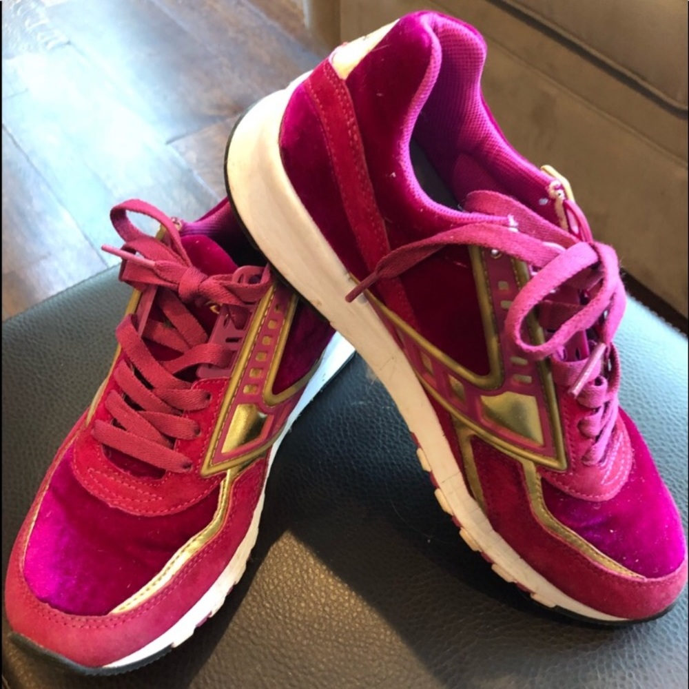 Brooks vintage shoes